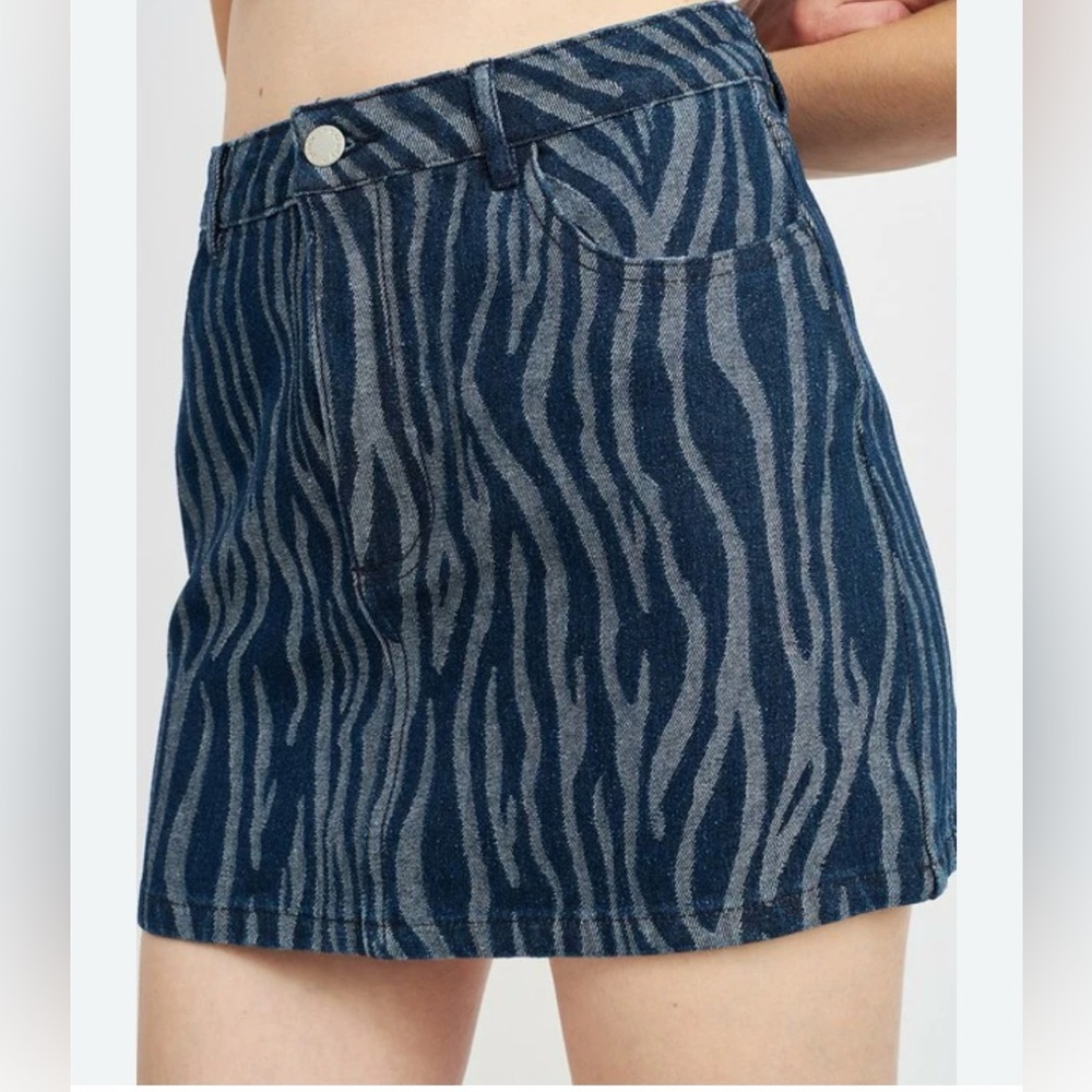 Denim Jean Mini Skirt NWT zebra denim print - small